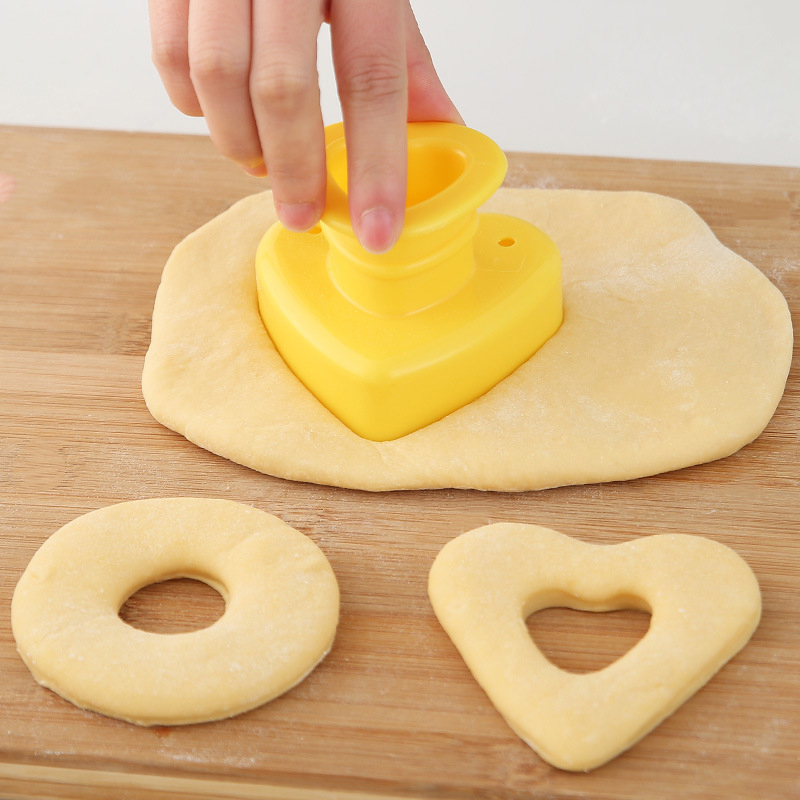 ドーナツケーキ型 DIY クリエイティブドーナツキッチンツー - Donut Making Machine のレビューと価格