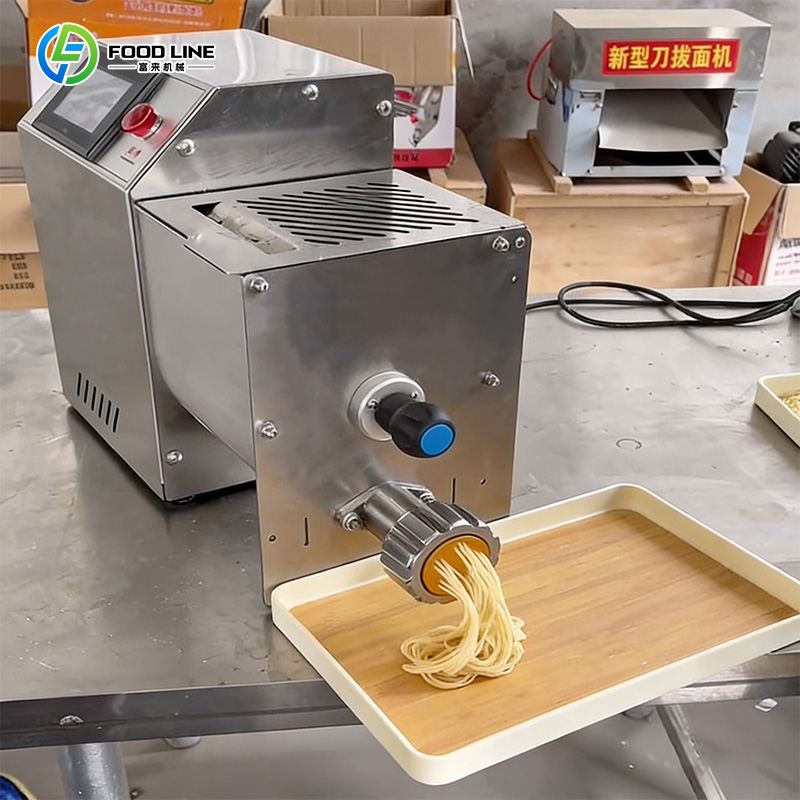 FOODLINE パスタ製造機 表面研磨済みパスタ押出機 商 - Commercial Kitchen Management のレビューと価格