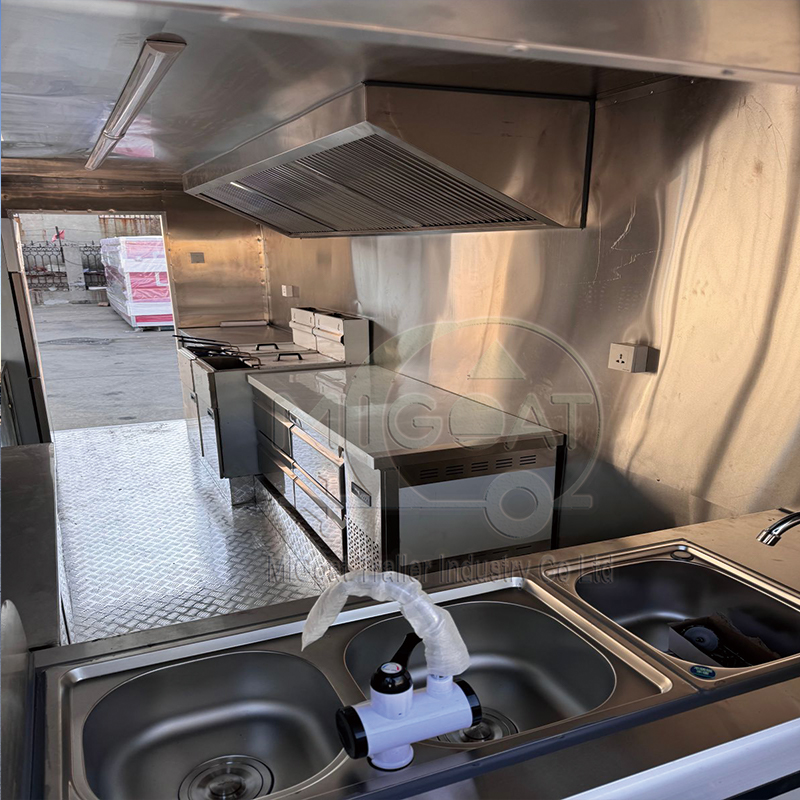 業務用キッチンカー - フードトラック（移動式食品販売車）  - Commercial Kitchen Hoods のレビューと価格